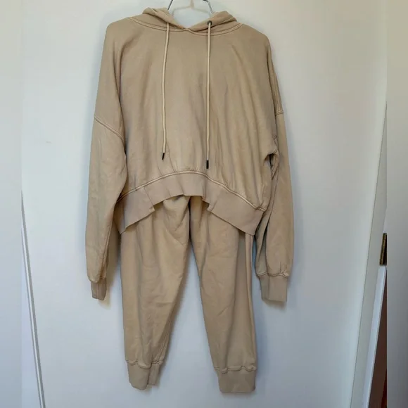 NWOT Free People FP Movement Undefeated Set Size Small - Picture 4 of 16